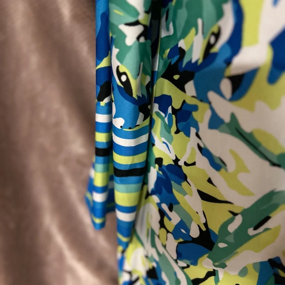 Beach Break Ladies Cover Up - Size S - Picture 10 of 12